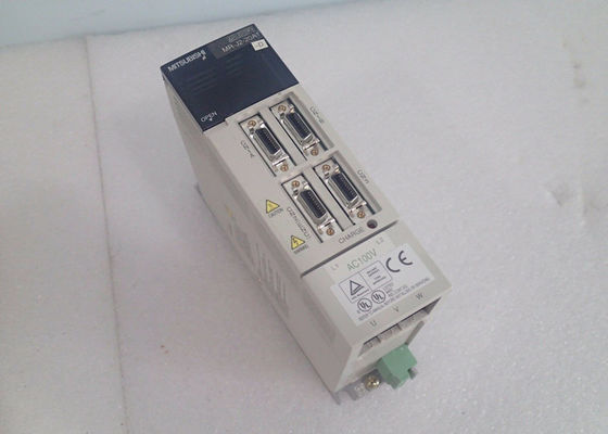 Conductor servo industrial del motor del amplificador MR-J2-70D-S24 de la CA de Mitsubishi Electric 700W 3Phase