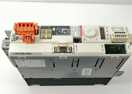 SERVO DEL MOVIMIENTO DE SCHNEIDER LXM32AD18N4 CONDUCIR LA FASE 3 DE LEXIUM 32 1,8 KILOVATIOS 208-480 VAC 50/60 HERZIOS 18 AMPERIOS