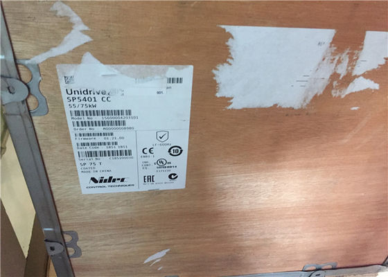 Impulsión SP5401 Emerson Unidrive 380V-400V del soporte del panel de CA de las técnicas de control 55/75KW NUEVO