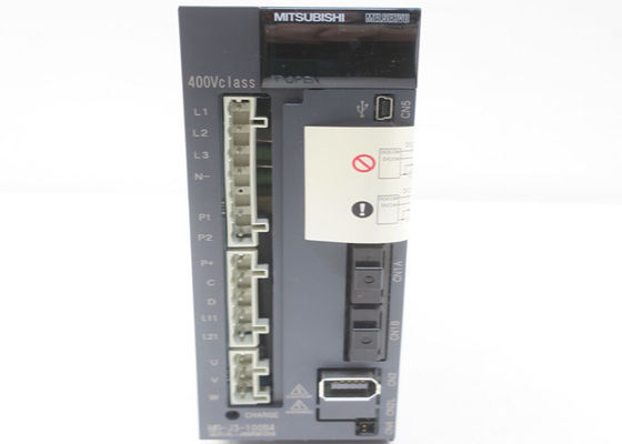 Nuevo stock Mitsubishi Servo Amplificador MR-J3-100B4 1kw Dirección industrial 0-360hz 2.8a 323v-ac