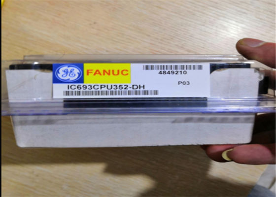 Memoria configurable del usuario de los bytes de IC693CPU352 GE Fanuc 240K, 4K entrada-salida, 8 estantes, MATEMÁTICAS de la COMA FLOTANTE del hardware
