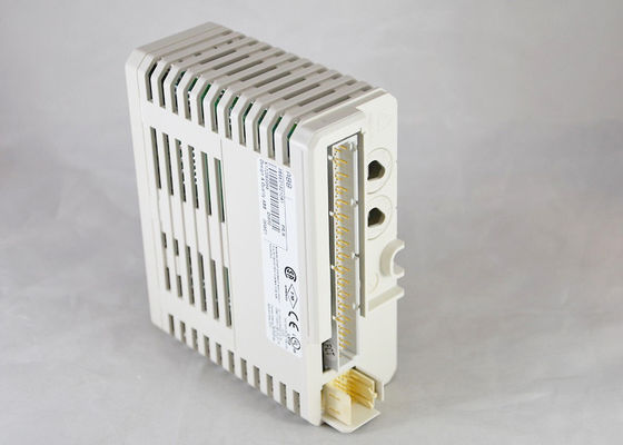 Sistema de control de la entrada 24V SOE 16ch ABB de 3BSE013210R1 DI830 Digitaces I-O Module