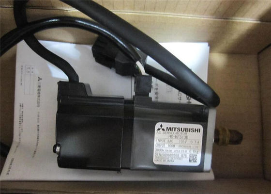 NUEVO motor servo industrial HC-KFS13D 3AC 105V 0.7A de la CA de Mitsubishi 100W en existencia