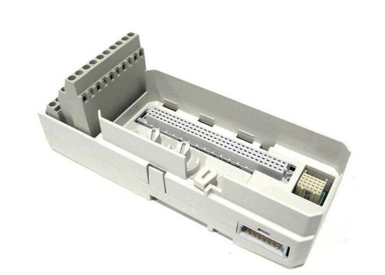 Módulo de los terminales de la señal de la unidad 1x8 de la terminación del módulo del acuerdo de 3BSE013231R1 TU811V1