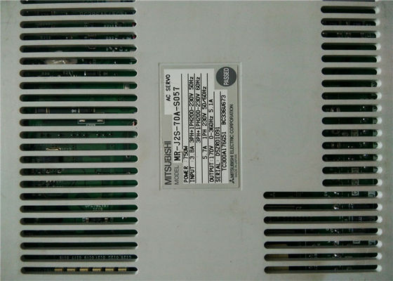 Amplificador del conductor MR-J2S-70A-S057 del motor servo de la CA de Mitsubishi Electric 750W 3Phase nuevo