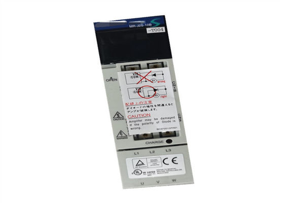 Impulsión serva industrial del AMPLIFICADOR MR-J2S-10B-T004 de la CA 100W de Mitsubishi Electric NUEVA en existencia