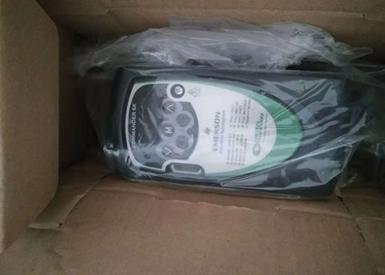 Impulsión del inversor de la CA de comandante SK 0.37kW 3ph de las TÉCNICAS de CONTROL de NIDEC EMERSON SKB3400037