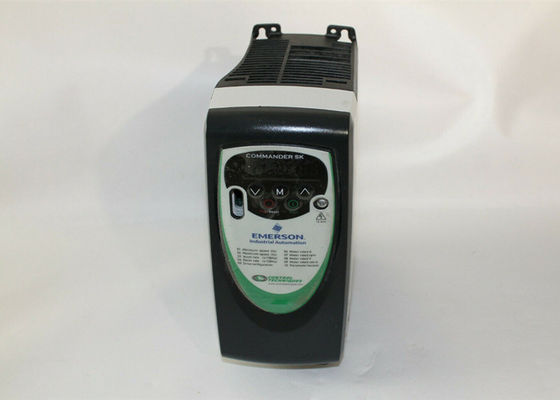 Impulsión del inversor de la CA de comandante SK 0.37kW 3ph de las TÉCNICAS de CONTROL de NIDEC EMERSON SKB3400037