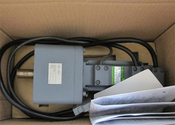 Motor servo industrial 3AC 100V 1.1A de Mitsubishi Melservo HA-FH13BG-S1 100W NUEVO