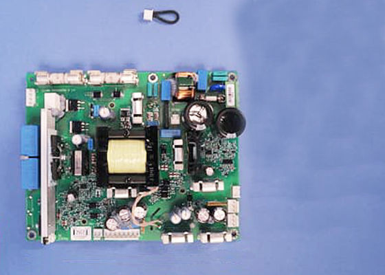EL TABLERO DE LA FUENTE DE ALIMENTACIÓN DEL EQUIPO 3AXD50000042965 DEL SP DE BDPS-11C CONDUCE PIEZAS
