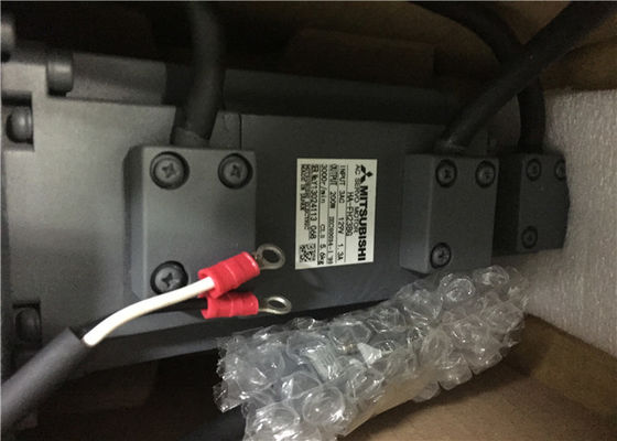 Motor servo industrial 0.2KW 129V 13A de Mitsubishi Melservo HA-FH23BG NUEVO en existencia