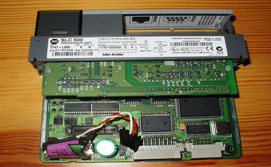 PLC Allen Bradley 1747-L532 Ser E SLC500 PLC Procesador digital O módulo