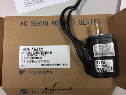 Motor servo industrial SGMAH-A3A1A21 30W 200V de la CA de Yaskawa A ESTRENAR