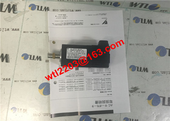 Motor servo industrial SGMAS-01ACA61-Y2 150W 200V de la CA de Yaskawa a estrenar