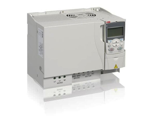 La CA de la baja tensión ACS310-03E-48A4-4 conduce 3AUA0000039638 4A IP20