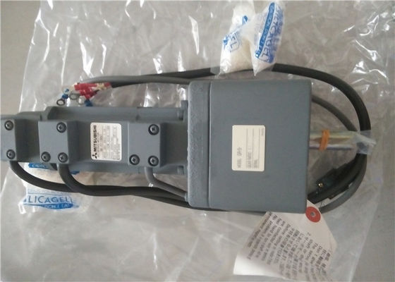 MOTOR SERVO HA-FF13BG1 HA-FF13BG2 de la CA de Mitsubishi 100W con el ratio 1/30 del engranaje GR-S-10 nuevo