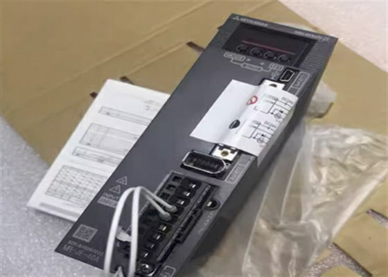 Amplificador servo MR-JE MELSERVO MR-JE de la CA de MR-JE-100B Mitsubishi