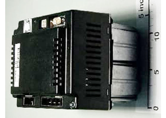 La robótica del rectificador E3HAC14549-3 ahorra los solos reguladores IRC5