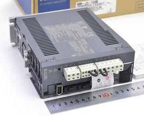MR-J2S-100A AC Servo Amplificador Mitsubishi 3 Fases 1KW Servo motor de conducción