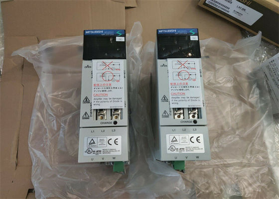 Impulsión SERVA industrial MR-J2S-20A-EG 170V 0-360HZ de la CA de Mitsubishi Electric 200W NUEVA