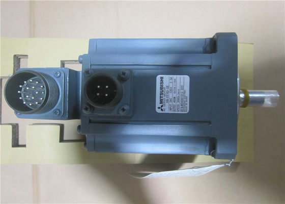 Velocidad SERVA 3000r/min del MOTOR HA-FF43-UE 126V 2.5A de Mitsubishi MELSERVO 400W 3AC NUEVA