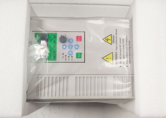 Impulsión variable 230-440VAC 50-60HZ de la CA de la velocidad de NE300-4T0110G/0150PB