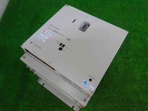 El servo de la CA de SGDB-44ADM Yaskawa 200V 4.4KW 50/60hz conduce ServoPack industrial