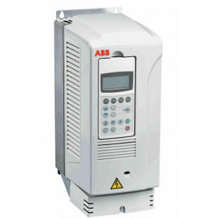 ABB ACS800-01-0025-3 22kW 44A Convertidor de frecuencia 26 kg + 24 V fuente de alimentación de corriente continua