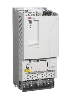ABB ACS800-04M-0610-7 de 3 fases 560 kW Convertidor de frecuencia 205 kg Producto actual