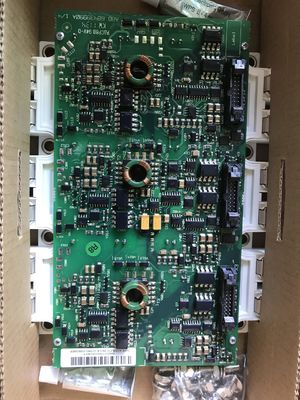 ABB ACS800-04M-0610-7+E208+E210+P901 560kW 560A 205 kg Convertidor de frecuencia de 3 fases