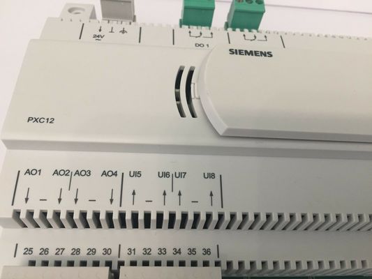 PXC12-E.D Siemens Estaciones de automatización compactas libremente programables para 8 o 16 puntos de entrada y salida