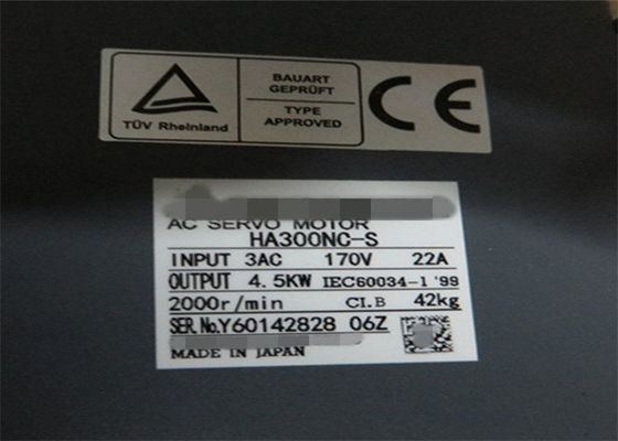 Motor eléctrico de 3 fases AC 4.5 KW Mitsubishi para la serie M500 HA300NC-S