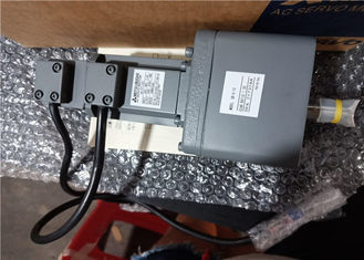 HA-FF13G1-S1 Mitsubishi 100W AC SERVO MOTOR con engranaje GR-S-10 Relación 1/30
