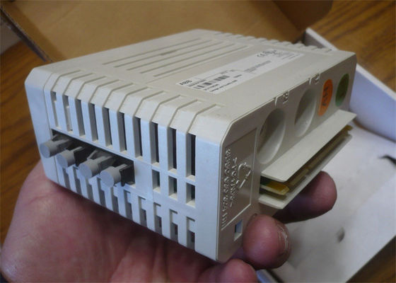 ABB S800 I/O TB840A 3BSE037760R1 Modem de grupo y TU807 3BSE039025R1 Base de terminación