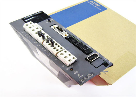Impulsión serva industrial MR-J3-100B de la CA de la serie serva del amplificador MR-J3 de MITSUBISHI NUEVA