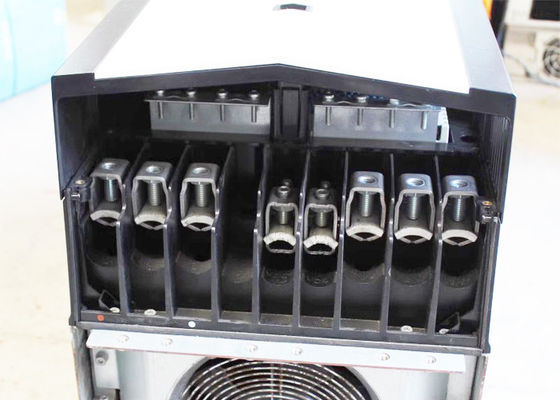 ACS880-01-169A-3 3ABD00035952-D Dispositivo industrial 90KW 169A Nuevo