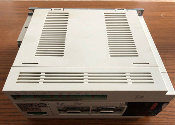 Mitsubishi Servo Drive MR-J2S-60A4 600W Amplificador de CA industrial 1.4A 380-480VAC Nuevo