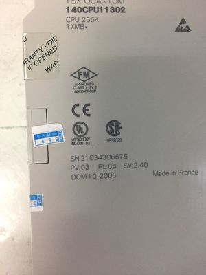 CPU PLC cuántico Modicon con memoria ejecutiva incorporada 140CPU11302