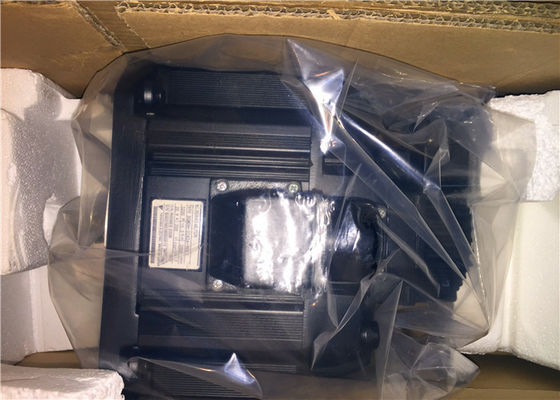 Yaskawa AC Industrial SGMDH-32A3A-YR14 3200W 200V 3000RPM NUEVO