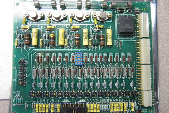 GE Input Isolator Board DS3800HIOA características para la instalación de la placa con tornillos en el interior de la unidad
