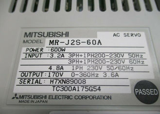 Mitsubishi MR-J2S-60A-EG011 600W Amplificador de servoacción industrial 1.4A 380-480VAC