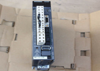 Amplificador servo industrial 100W de la impulsión de la CA de la serie MR-J3-10B de Mitsubishi Electric MELSERVO MR-J3