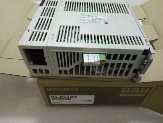 Nuevo Mitsubishi 750W Industrial AC Servo Motor Drive MR-J2S-70CP Amplificador de tres fases