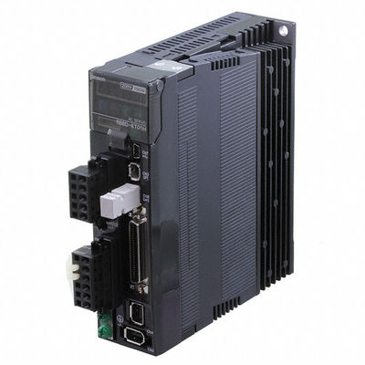 OMRON R88D-KT15H Servo AC 200 ~ 230VAC Suministro 9.4A 230V Conductor de carga de servicio 1.5 kW
