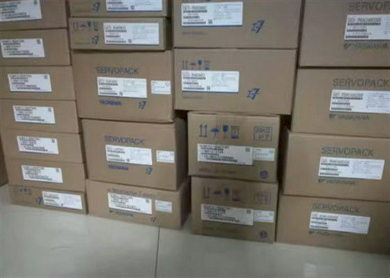 SGDH-30AE Yaskawa Ac Servo Drives Industrial de tres fases de 3,0 kW