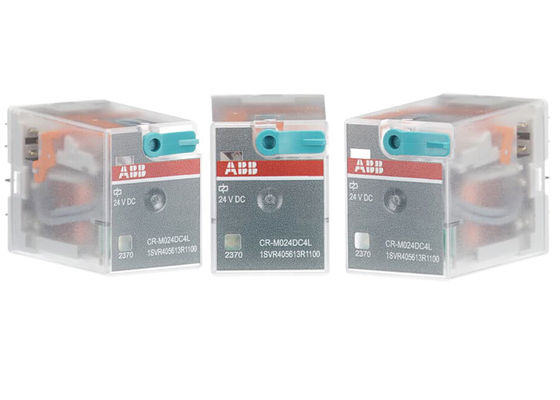 La base de transmisión de interfaz conectable CR-M024DC4L 1SVR405613R1100