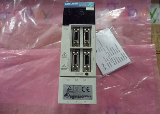 El controlador de servo de serie de MITSUBISHI MR-J2S-10CP-S084