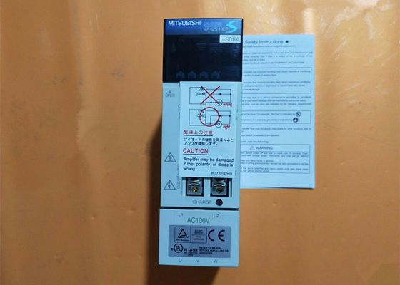 Nuevo Mitsubishi Industrial AC Servo Motor Driver MR-J2S-10CP1 100W 200V Amplificador Nuevo