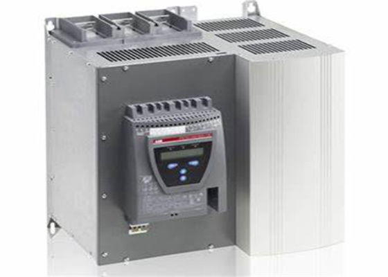 El control lógico programable (PLC) de la serie 90-30 de GE FANUC IC693CHS399
