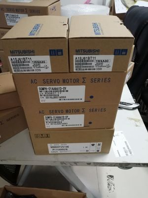 100 Watt 200 V Servomotores pequeños y potentes Yaskawa SGMPH-01A1A-YR21 Larga duración
